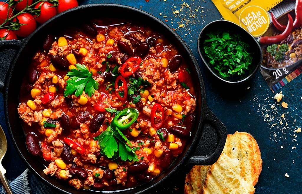 przepis Chili con carne z wieprzowiną i nachosami Casa de Mexico