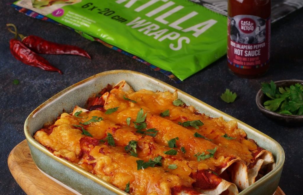 Enchiladas z kurczakiem i pikantnym sosem pomidorowym Casa de Mexico