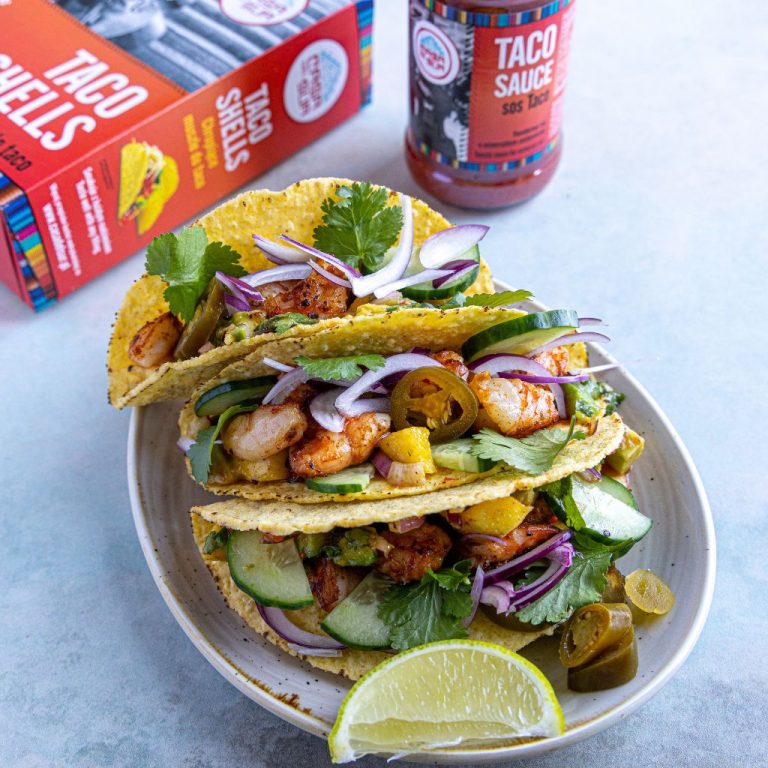 Tacos z&nbsp;krewetką, mango i&nbsp;awokado